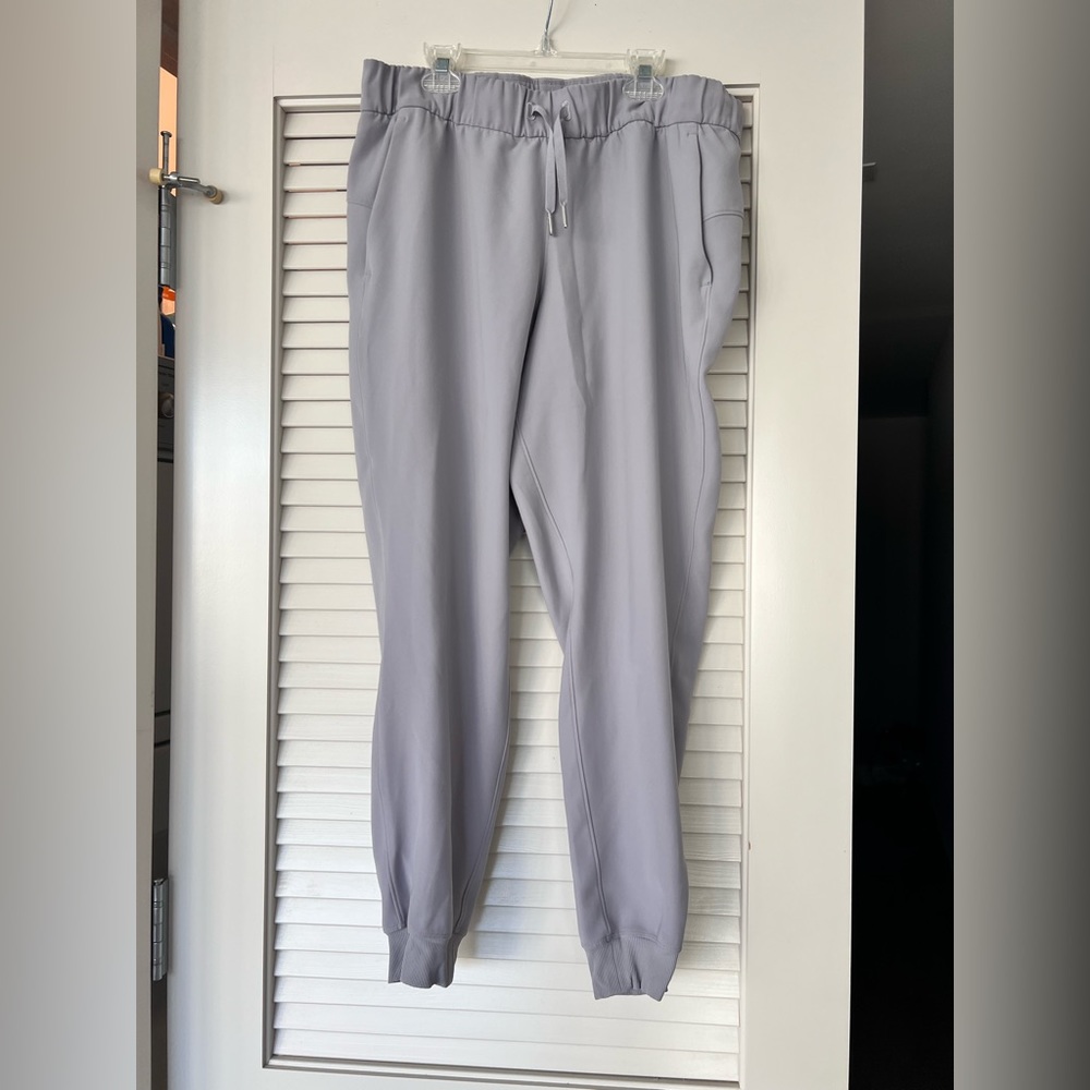 Lululemon On The Fly Jogger